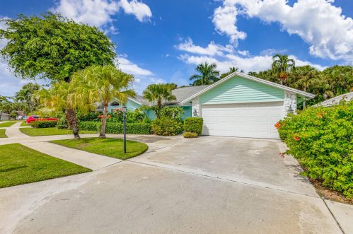 12823 Normandy Way, West Palm Beach, FL 33410-1412