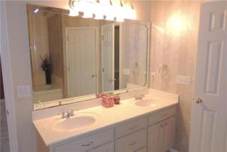 4304 Worthington Dr, Rogers AR  72758-8894 exterior