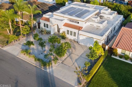 10026 Mattock Ave, Downey CA  90240-3529 exterior