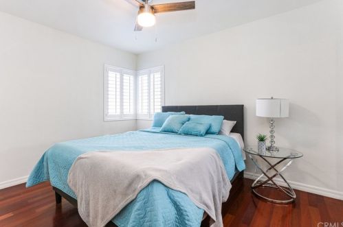 1627 Catalina Blvd, San Diego CA  92107-3720 exterior