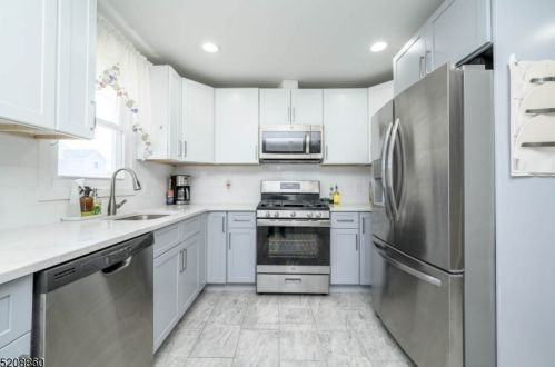 219 Cornell Ave, Rahway NJ  07065-2229 exterior