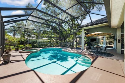 19801 Wetherby Ln, Lutz FL  33549-9329 exterior