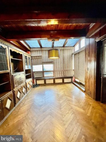 224 Mcclellan Ave, Trenton NJ 08610-6049 exterior