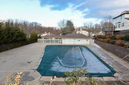 20 Pennybrook Ln, Middletown NJ  07748-3530 exterior
