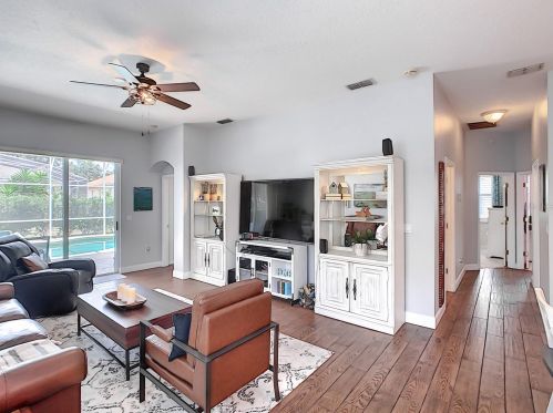 1181 Chessington Cir, Lake Mary FL  32746-1912 exterior