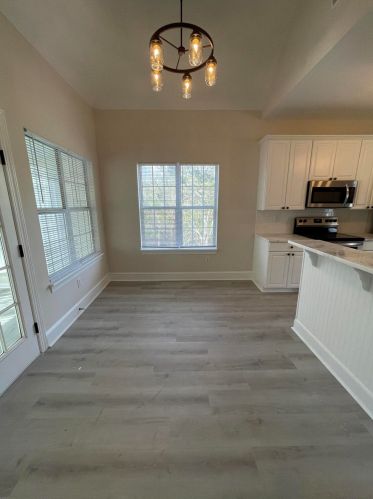 261 Palm St, Mount Pleasant SC  29464-3435 exterior
