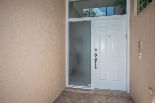 7757 Rockford Rd, Boynton Beach, FL 33472-2523