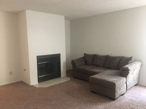 542 Reposo St, San Jacinto CA  92582-2583 exterior