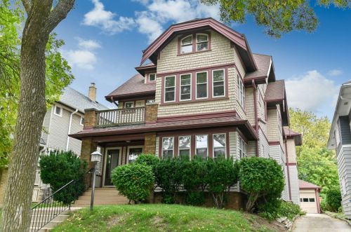 1746 57th St, Milwaukee WI  53214-5107 exterior