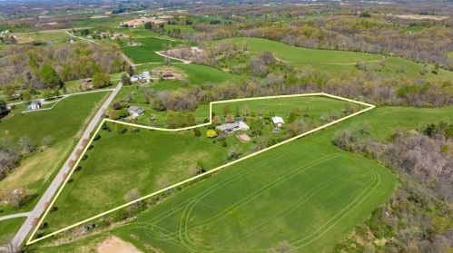 2306 Wesley Chapel Rd, Zanesville OH  43701-9334 exterior