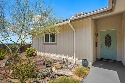 7990 Windsor Dr, La Mesa CA  91941-7808 exterior