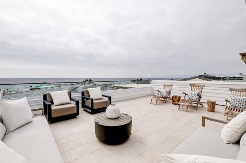 413 Bayview Dr, Manhattan Beach CA  90266-5717 exterior