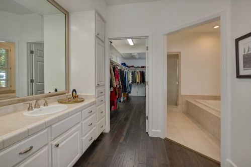 6541 Chesbro Cir, Rancho Murieta CA  95683-9235 exterior