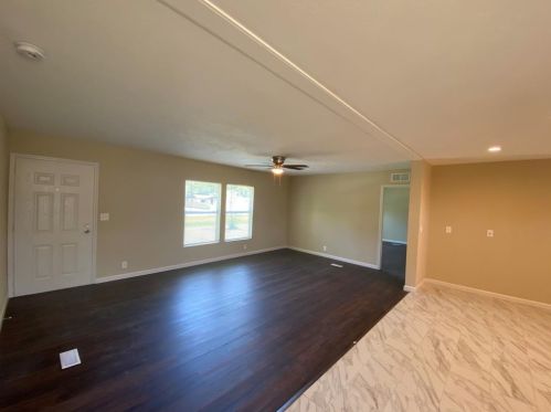 10348 Jefferson Chemical Rd, Conroe TX  77301-6810 exterior