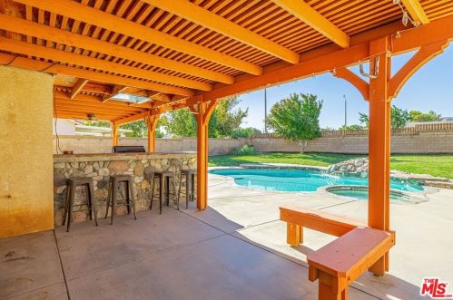 42417 Plains Dr, Lancaster CA  93536-4539 exterior