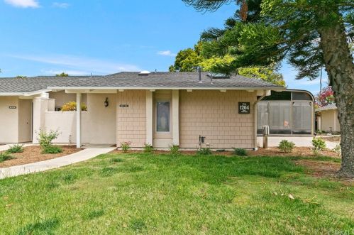 8885 Modoc Cir, Huntington Beach, CA 92646-5779