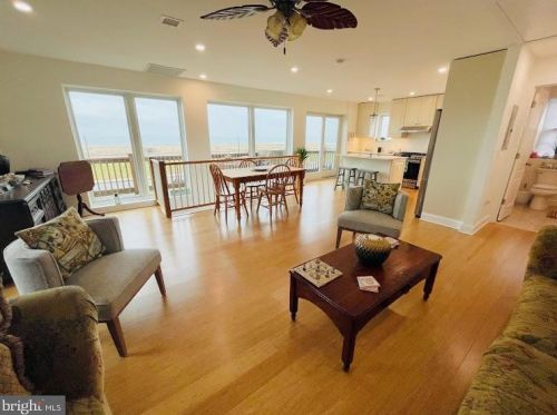 711 Ocean Ave, Bradley Beach, NJ 07720-1346