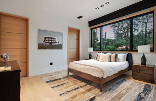 4508 Haskell Ave, Van Nuys CA  91436-3148 exterior