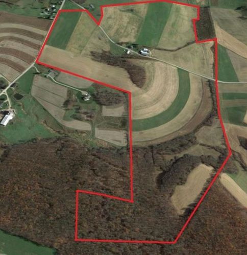 220 School Bus Rd, Somerset, PA 15501-4417