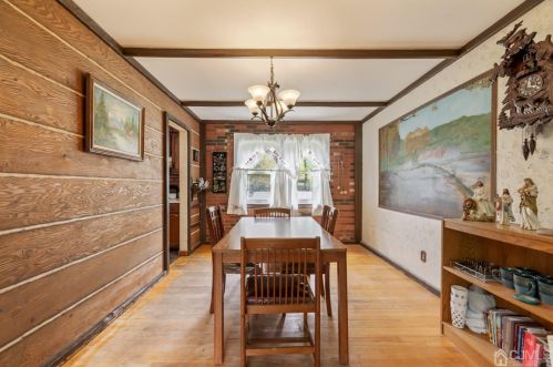 60 Schoolhouse Ln, East Brunswick NJ  08816-1251 exterior