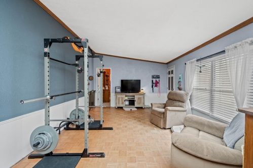 56 Wheatley Rd, North Charleroi PA  15022-3431 exterior