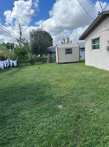 1646 43rd St, West Palm Beach FL  33407-3610 exterior