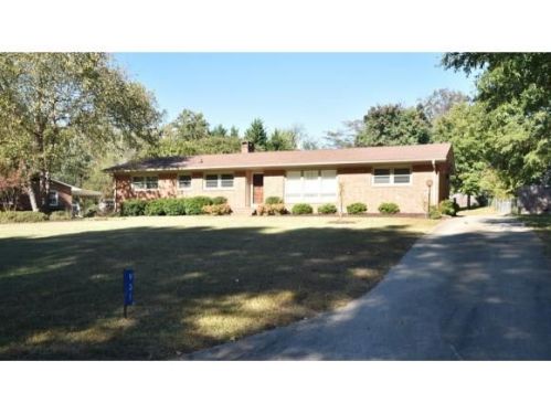 931 Kimberly Rd, Burlington, NC 27215-4534