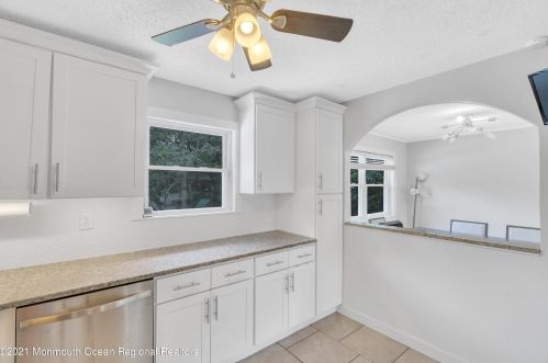 23 Yorkshire Dr, Jackson Twp NJ  08527-2626 exterior