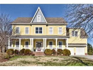 527 Oak Dr, Huntersville, NC 28078-2622