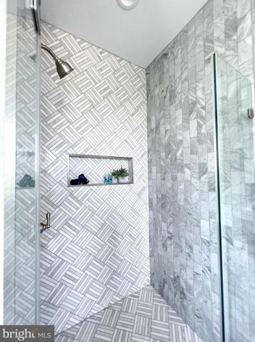 1010 15th St, Washington DC  20003-3213 exterior