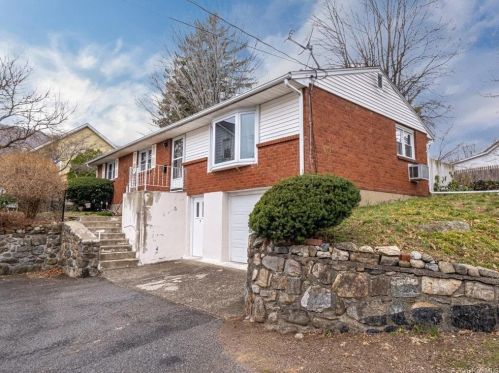 9 Berard Pl, Highland Falls, NY 10928-1701