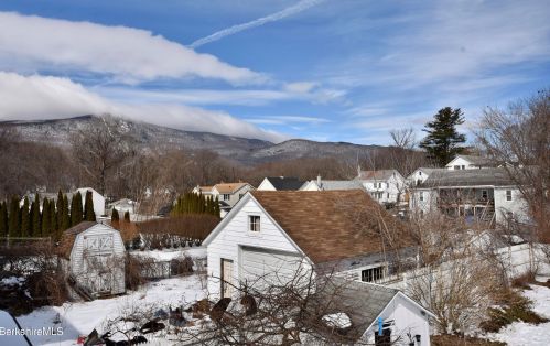 11 Pearl St, Adams MA  01220-2122 exterior