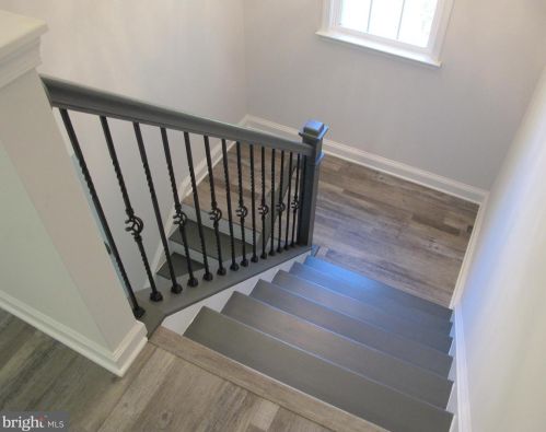 61 Lee St, Montross VA  22520-2776 exterior