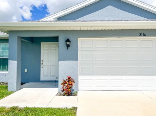 2116 1st Pl, Cape Coral, FL 33909-4245