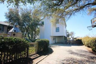 1398 Duck Rd, Southern Shores, NC 27949-4471