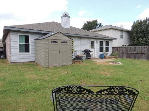 8509 Clear River Ln, Denton, TX 76210-0876