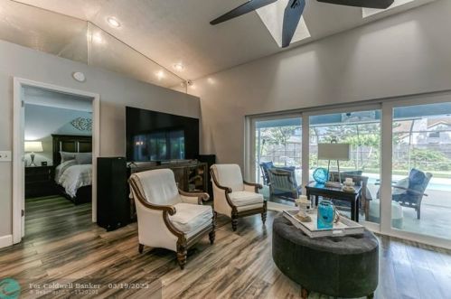 2399 Floresta Dr, Fort Pierce FL  34984-5218 exterior