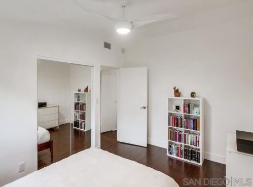 2944 Mobley St, San Diego CA 92123-3038 exterior