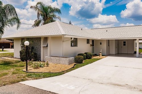 345 Richland Rd, Lehigh Acres, FL 33936-1447