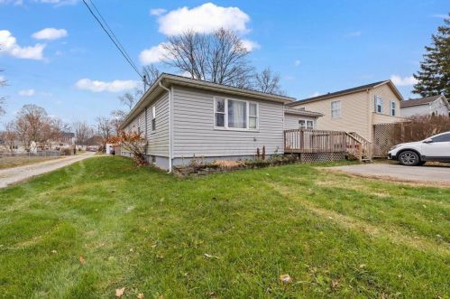6393 Summit Rd, Pataskala, OH 43062-8764