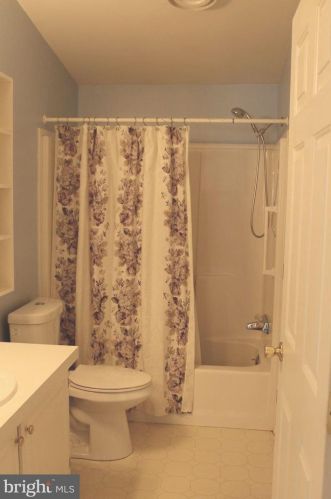 257 Chadwick Ct, Souderton PA  18964-2818 exterior