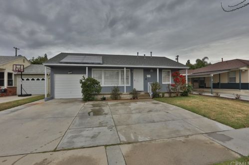 5419 Lorelei Ave, Lakewood, CA 90712-2036