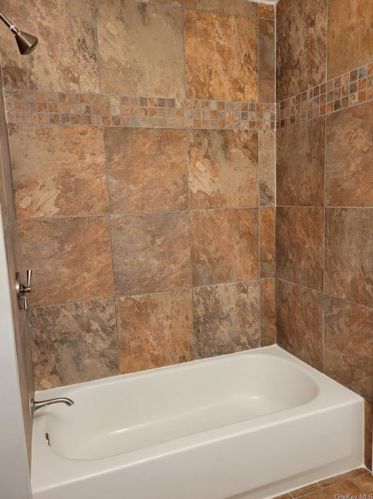 75 Poplar Ln, Middletown NY  10941-1305 exterior