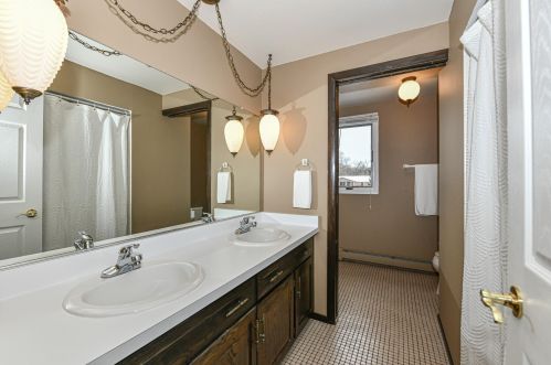 4380 Woodsview Ct, Waukesha WI  53146-3645 exterior