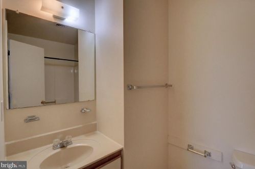 119 Holmes St, Dover DE 19901-8405 exterior