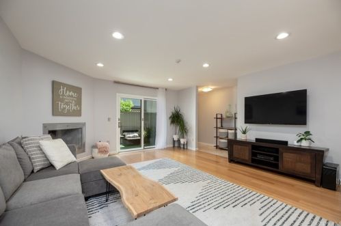 2617 Ruhland Ave, Redondo Beach, CA 90278-2602