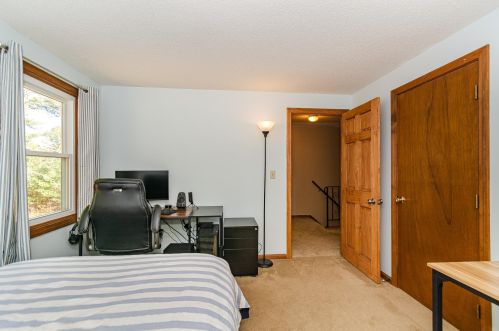 30 Porcupine Cir, Salem NH  03079-2868 exterior