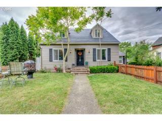 3016 Kauffman Ave, Vancouver, WA 98660-2063