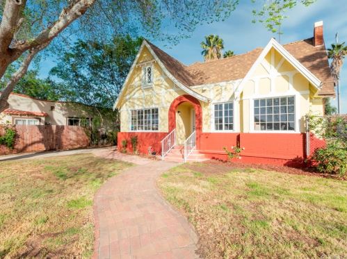 4624 Olivewood Ave, Riverside, CA 92501-4118