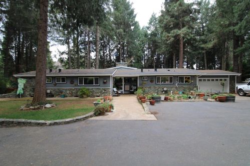16401 Norlene Way, Grass Valley, CA 95949-6613